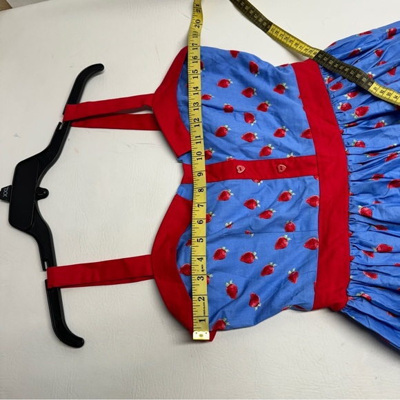 LINDY BOP IMELDA BLUE STRAWBERRY 🍓 DRESS SIZE 12 nwt - Picture 7 of 11